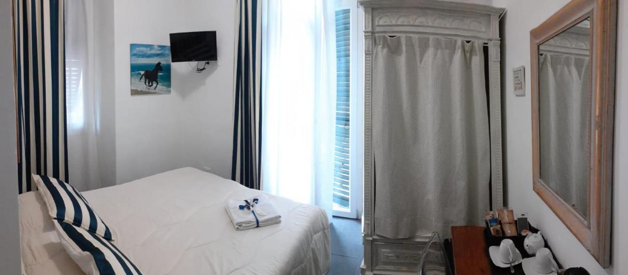 L'Angelo Blu Hotell La Spezia Exteriör bild