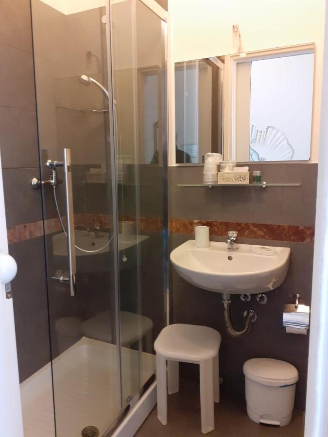 L'Angelo Blu Hotell La Spezia Exteriör bild